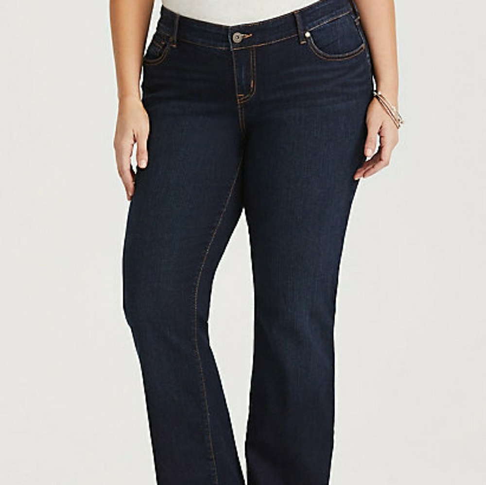 Torrid Relaxed Bootcut Size 18
